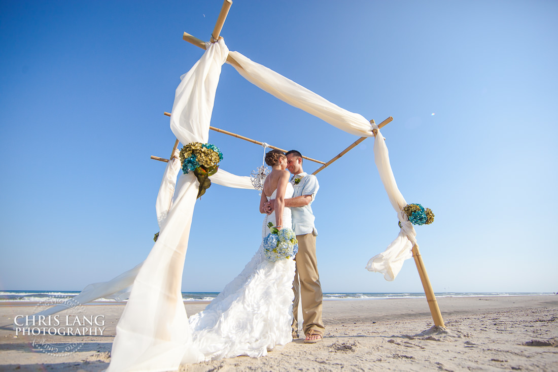Wedding picture on Topsail Island North Carolina - Wedding Photography - Pictures- Ideas