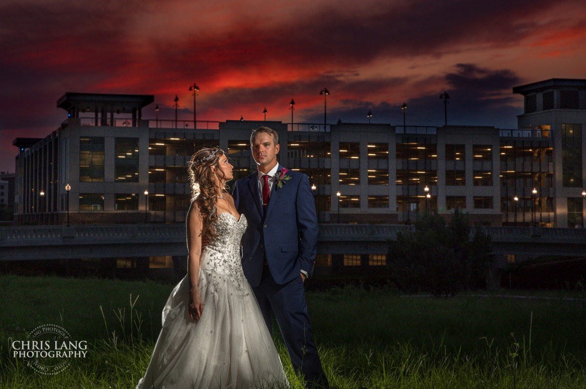 bride and groom at sunset - wedding photography - brooklyn arts center - weddings - wedding venue -  wedding photo - bride - groom - ideas - wilmington nc - chris lang photography - 