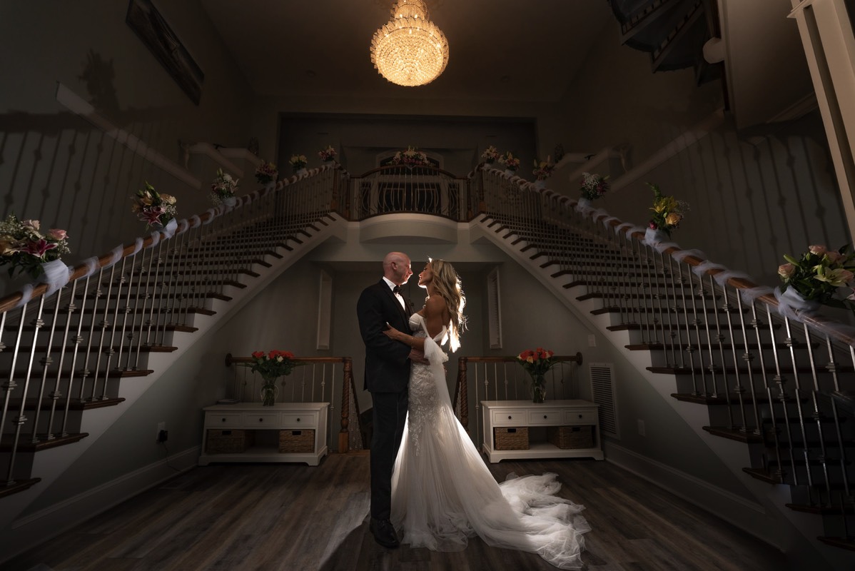 Wilmington nc wedding photographer - wedding photo - wedding ideas - bride-groom- chris lang photography - topsail manor - topsail island - off camera lighting wedding photo