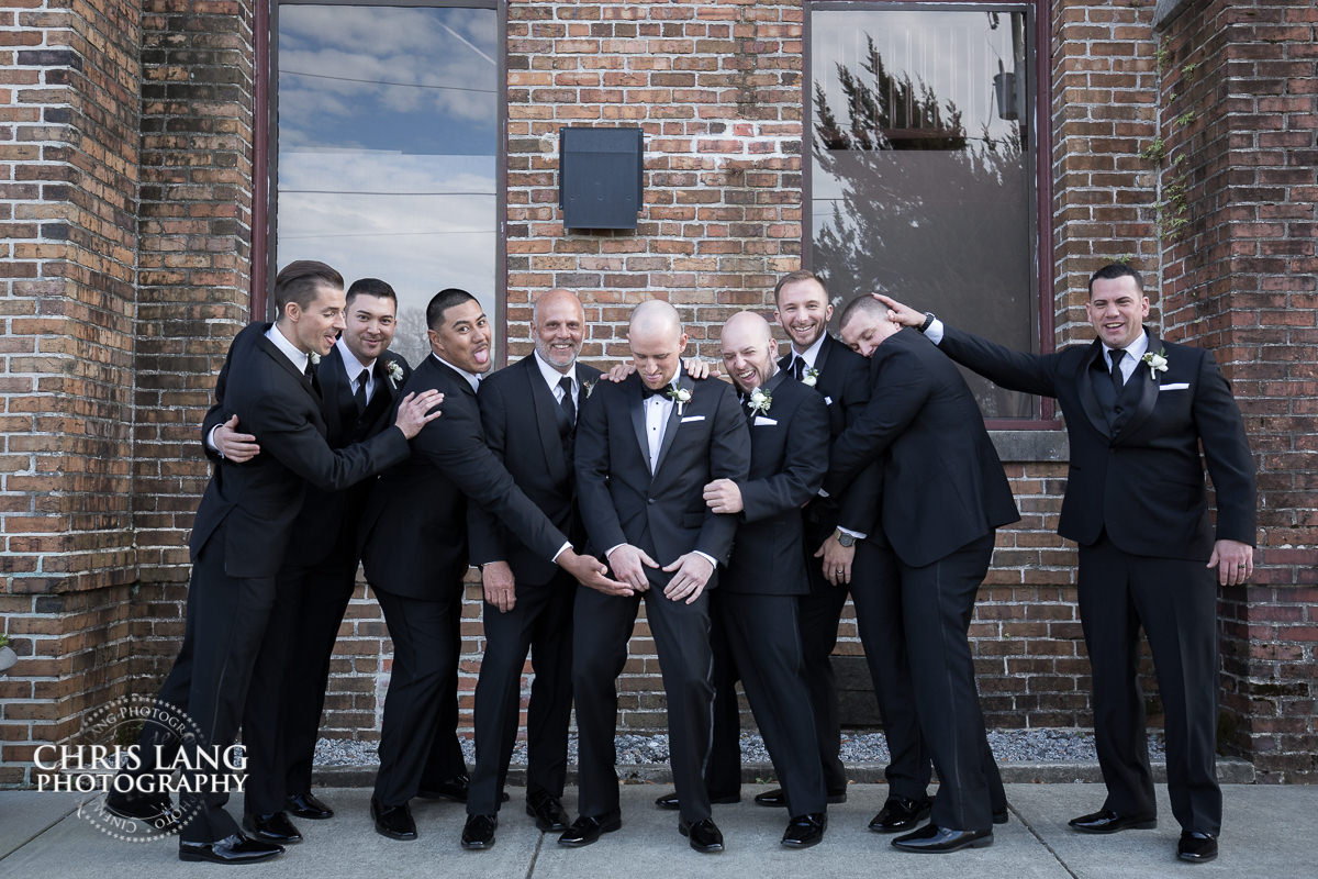 fun groomsman photo - brooklyn arts center weddings - bridesmaids - groomsman - bridal party photography - bride- groom - bridal party photo ideas - 
