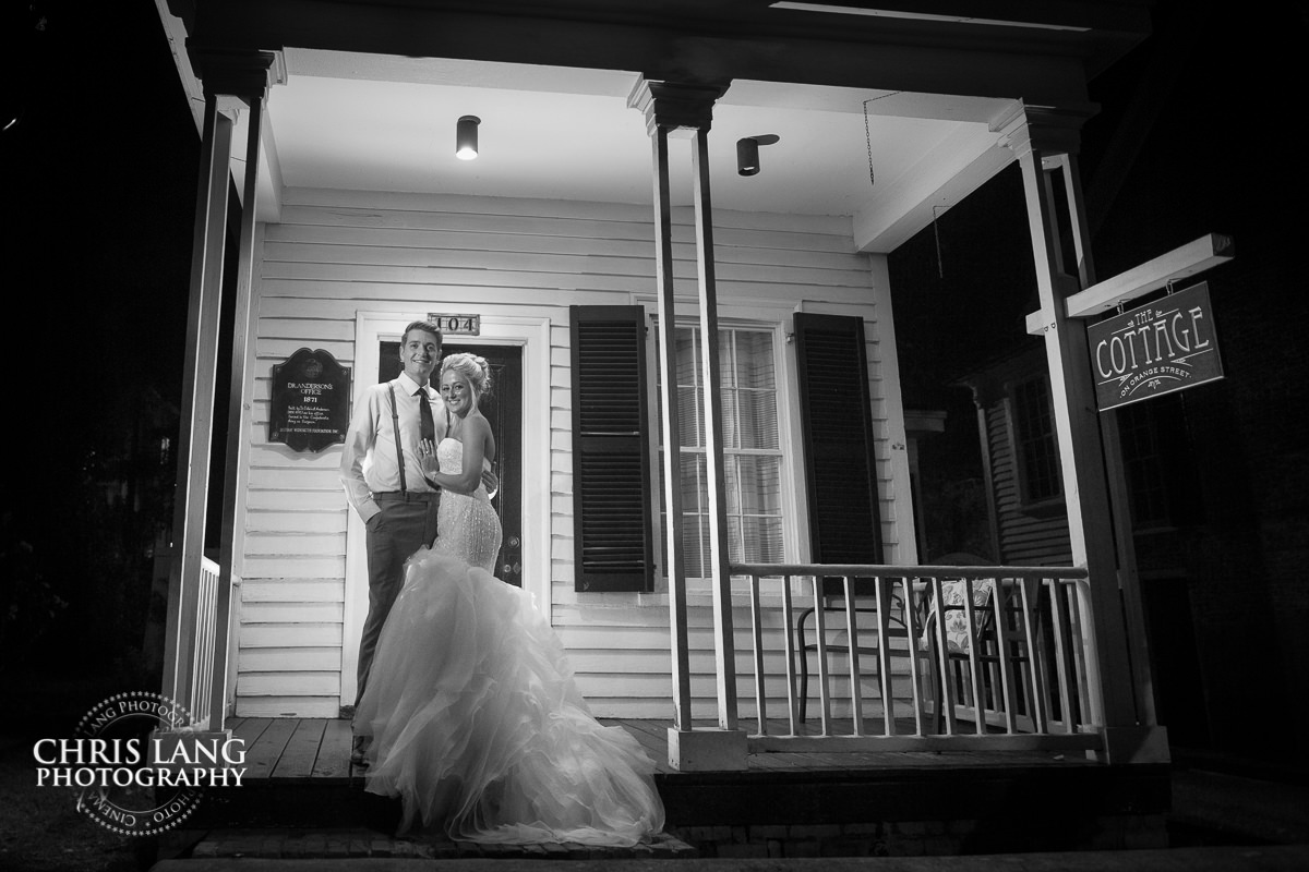 bakery 105 weedings - bride & groom photo - bride & groom photo ideas - bride & groom photography - wilmington  nc wedding  wedding photography