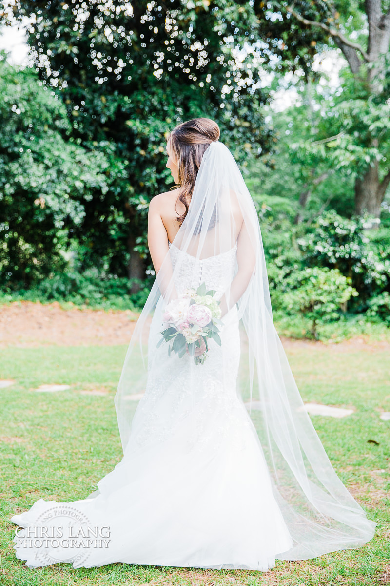 wrightsvile manor weddings - brides - photos - wedding dress - bridal ideas - wedding day - wilmington nc wedding photography