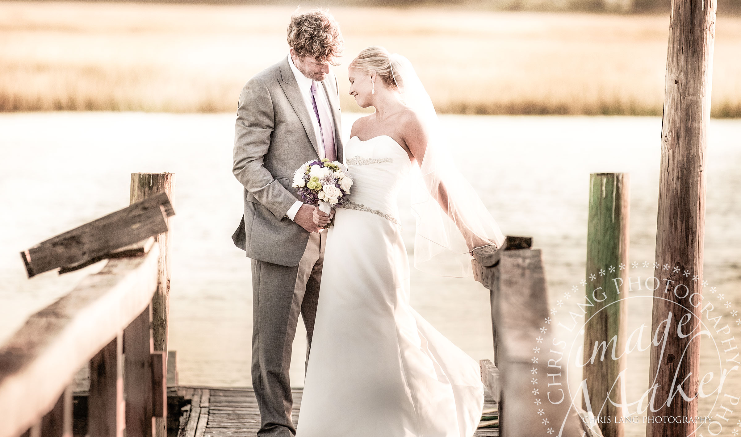 FIne Art Wedding Photography-Bride-Groom-Wedding-Picture-Ideas-Wilmington-NC-Wedding-Photography-Real Weddings-Ideas-Photography Styles