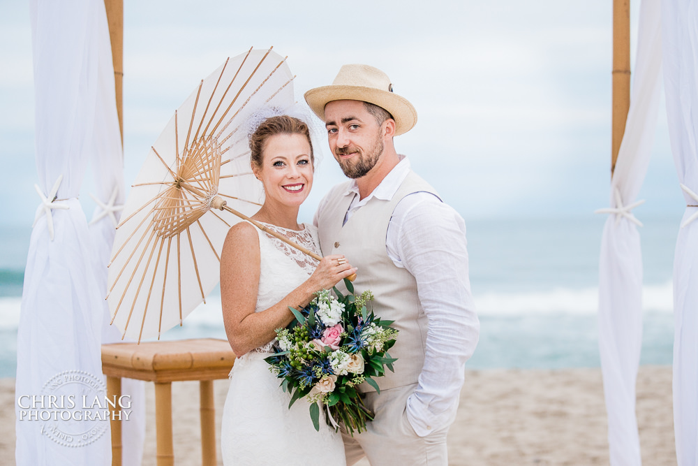 beach wedding - bride and groom portrait - wilmington wedding photography - wedding photo ideas - natural light wedding photography 